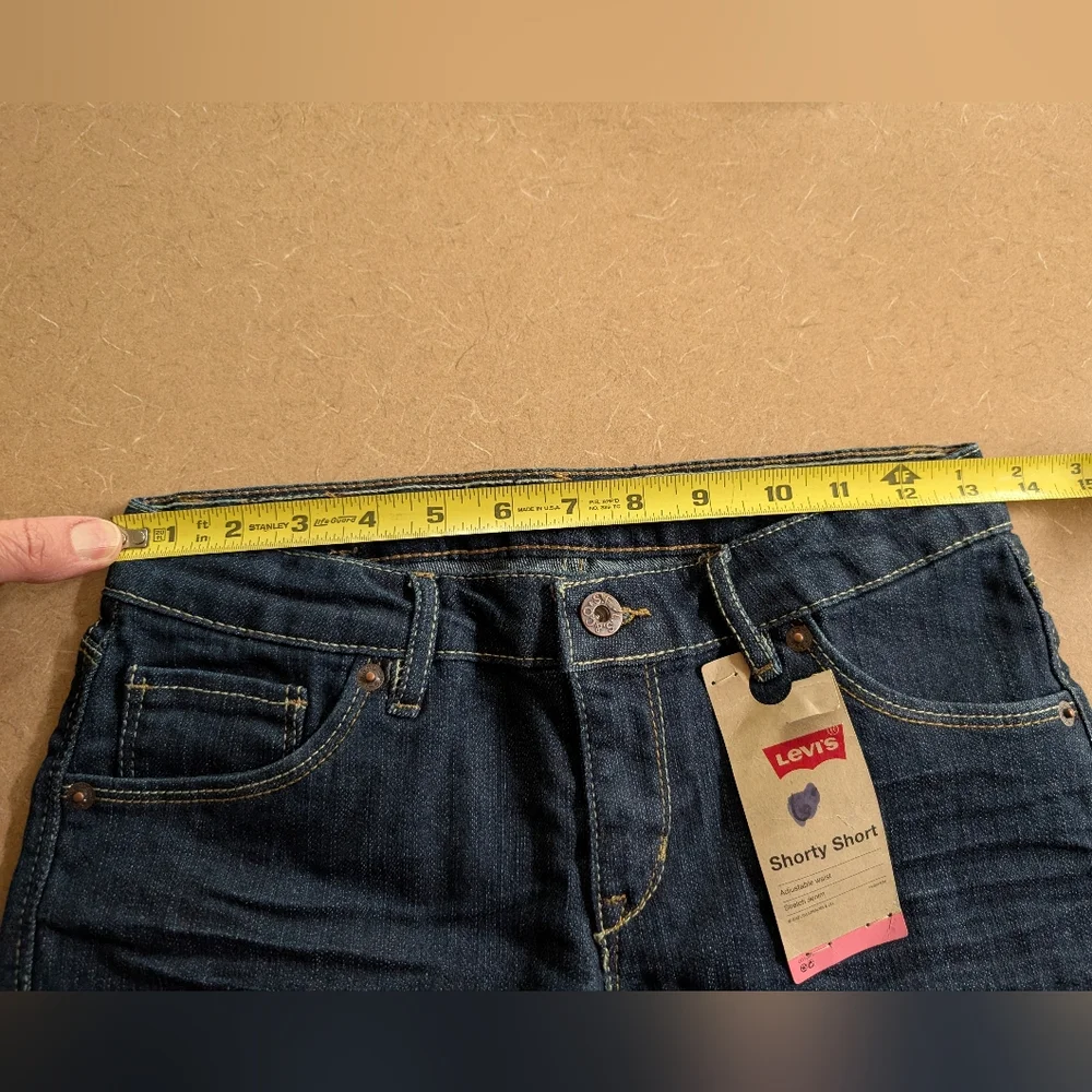 LEVI'S Shorty Shorts,cut off, jean shorts, Size 16 - 27